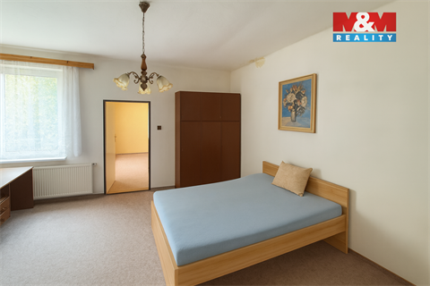 Prodej rodinného domu, 240 m² - 6