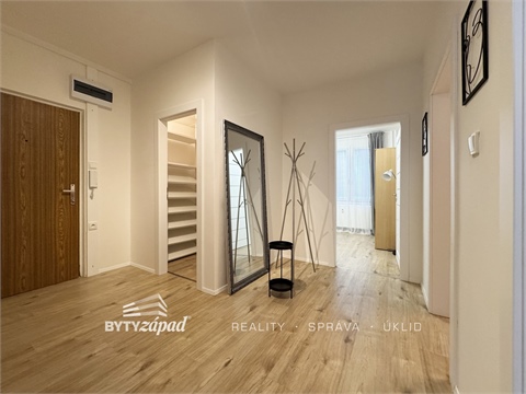 Pronájem bytu 3+1, 84 m² - 10