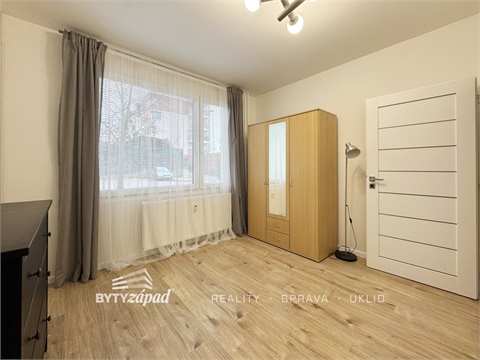Pronájem bytu 3+1, 84 m² - 8