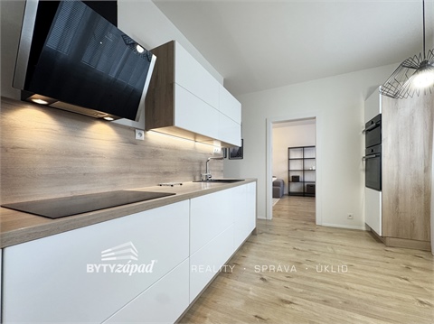 Pronájem bytu 4+1, 84 m² - 2