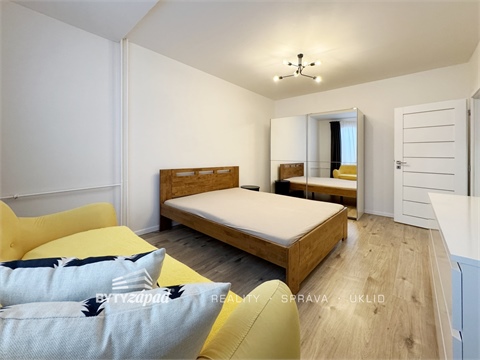 Pronájem bytu 4+1, 84 m² - 4