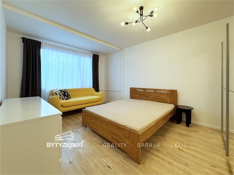 Pronájem bytu 4+1, 84 m² 6