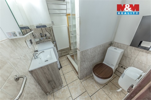 Prodej rodinného domu, 71 m² - 6