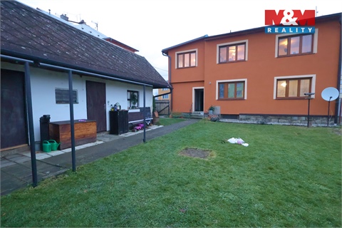 Prodej rodinného domu, 196 m² - 0