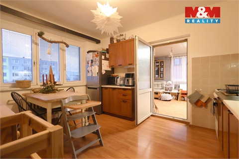 Prodej rodinného domu, 196 m² - 8