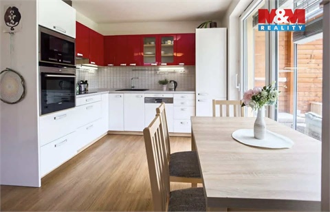 Prodej rodinného domu, 166 m² - 2