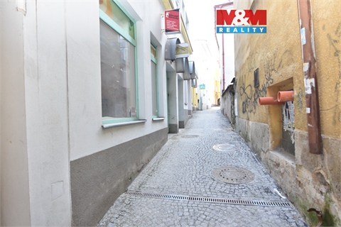 Pronájem obchodních prostor, 36 m² 0