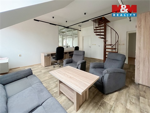 Prodej obchodních prostor, 400 m² - 0