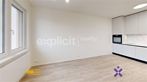 Pronájem bytu 1kk, 33 m² 8