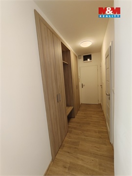 Pronájem bytu 3kk, 73 m² 42