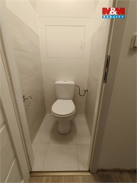 Pronájem bytu 3kk, 73 m² - 24