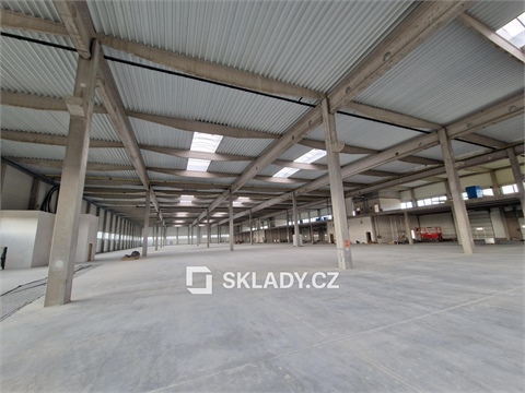 Pronájem skladu / haly, 5 100 m² 2