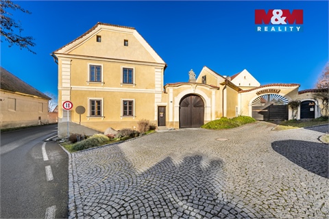 Pronájem zemědělského objektu, 10 270 m² - 16