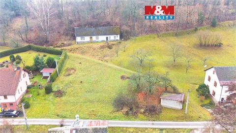 Prodej stavebního pozemku, 1 047 m² 0