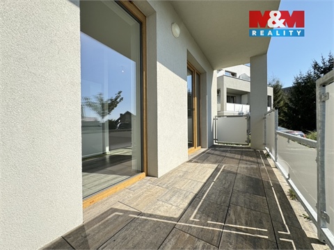 Pronájem bytu 1kk, 35 m² - 0