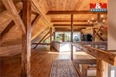 Prodej rodinného domu, 279 m² 4