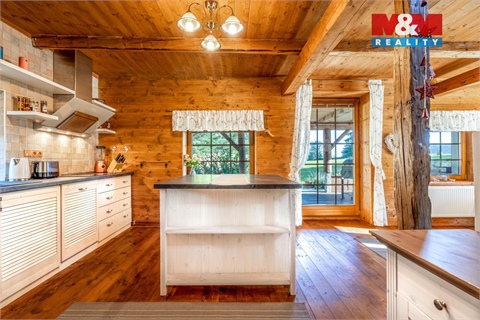 Prodej rodinného domu, 279 m² - 4