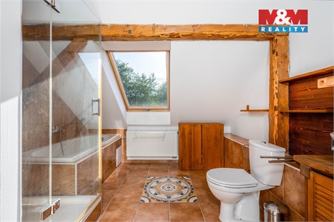 Prodej rodinného domu, 279 m² - 8