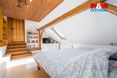 Prodej rodinného domu, 279 m² 8