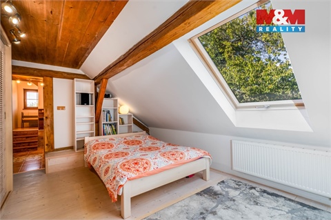 Prodej rodinného domu, 279 m² 10