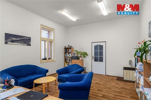 Prodej komerčního objektu, 453 m² 6