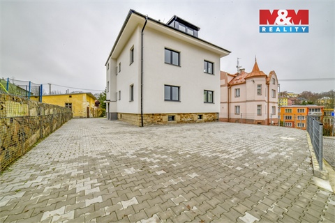 Prodej rodinného domu, 218 m² 14