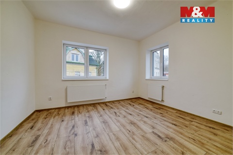 Prodej rodinného domu, 218 m² 8