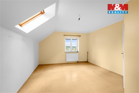 Prodej rodinného domu, 188 m² 12