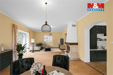 Prodej rodinného domu, 188 m² 2