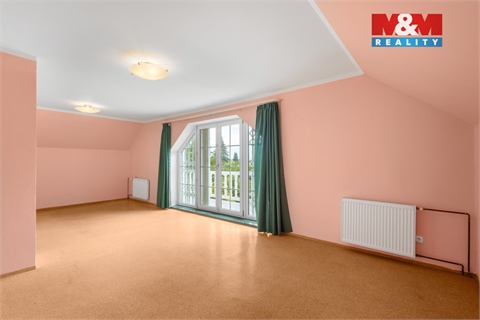 Prodej rodinného domu, 188 m² 10