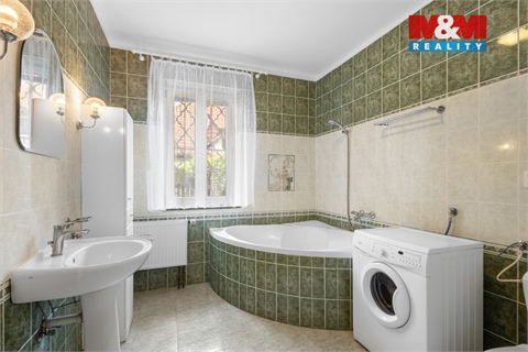 Prodej rodinného domu, 188 m² 6