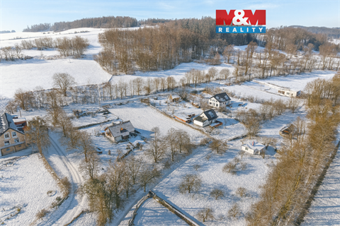 Prodej stavebního pozemku, 1 082 m² 0