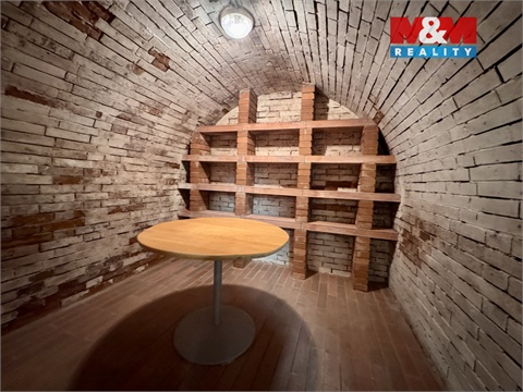 Prodej vinného sklepu, 200 m² - 0