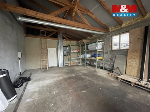 Pronájem skladu / haly, 84 m² - 0