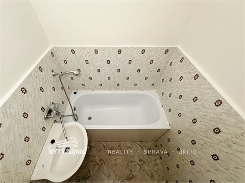 Pronájem bytu 1+1, 34 m² - 4