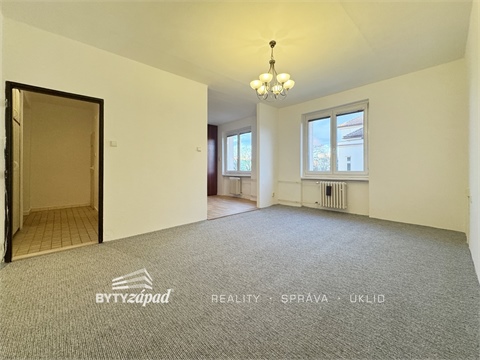 Pronájem bytu 1+1, 34 m² - 0