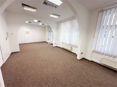 Pronájem kanceláře, 33 m² - 0
