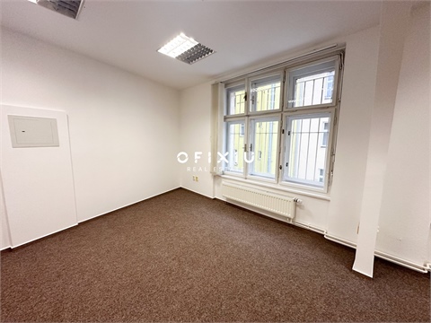 Pronájem kanceláře, 33 m² 0