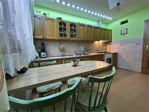 Prodej domu, 170 m² 8