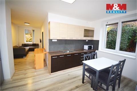 Prodej rodinného domu, 198 m² 10