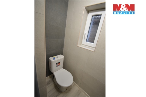 Prodej rodinného domu, 198 m² 8