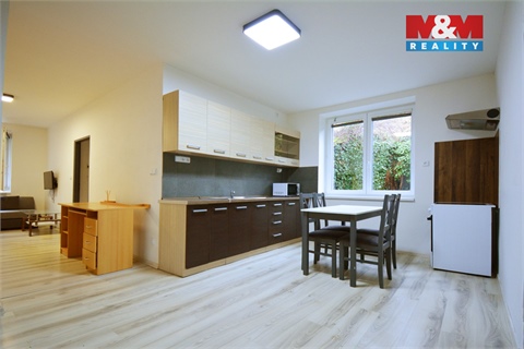 Prodej rodinného domu, 198 m² 6