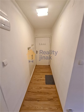 Pronájem bytu 1+1, 24 m² - 2