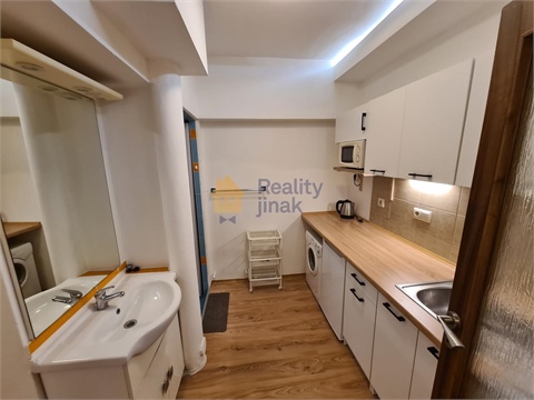 Pronájem bytu 1+1, 24 m² 2