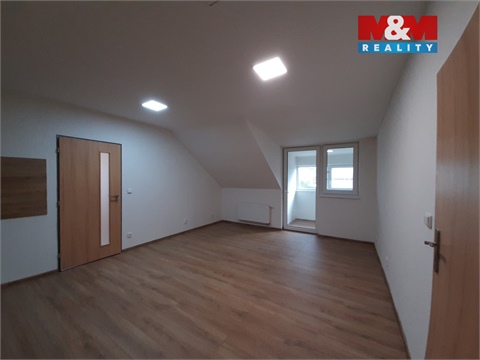 Pronájem bytu 2kk, 60 m² - 2