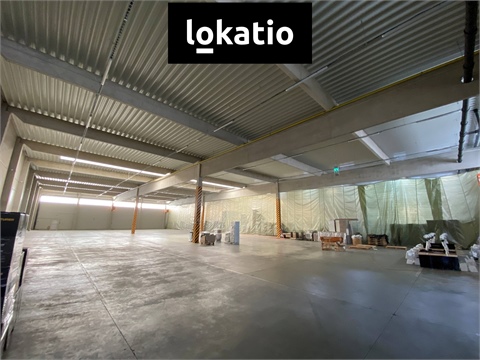 Pronájem skladu / haly, 1 300 m² 2