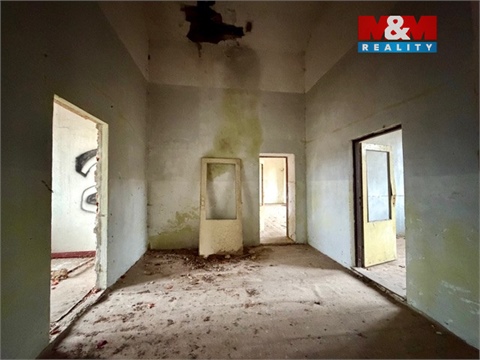 Prodej komerčního objektu, 490 m² 16