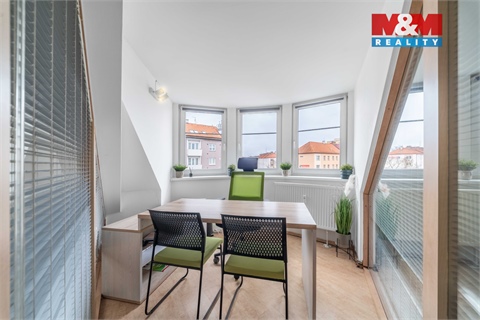 Pronájem kanceláře, 73 m² - 2