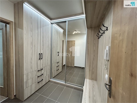 Pronájem bytu 3kk, 95 m² - 16