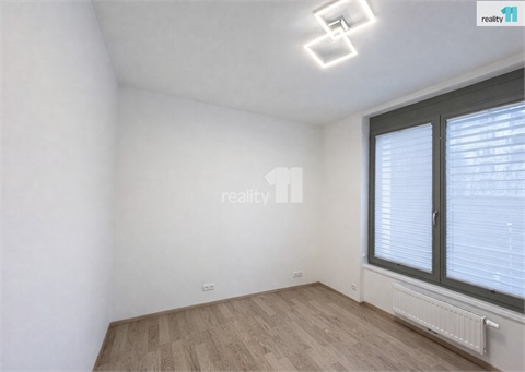Pronájem bytu 3kk, 95 m² 10